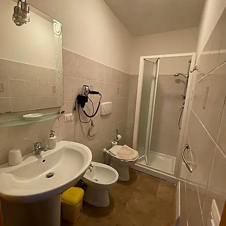 Couette-café Sterlizia 4*